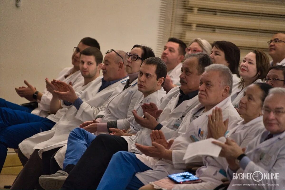 Профессор сигал казань онкология. Сигал мойше зельманович. Сигал игма. М з сигал профессор. Сигал золтан мойшевич.