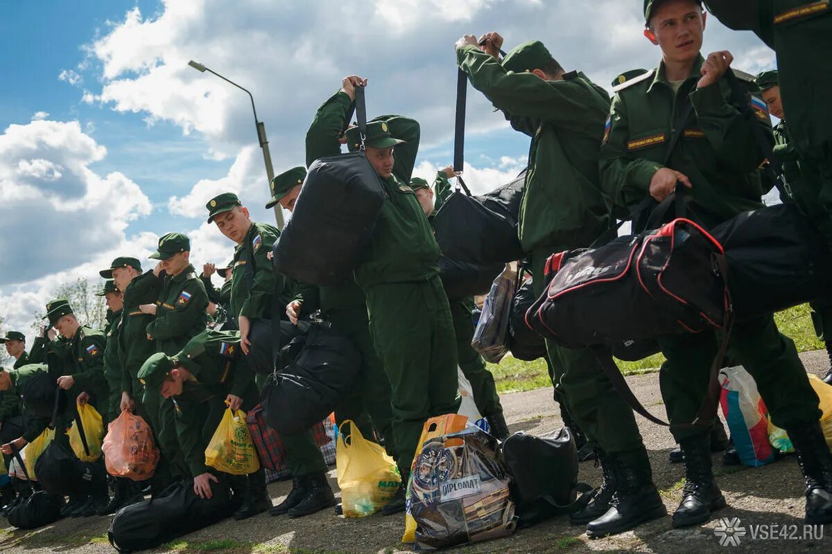 Армейские войска на Дальнем востоке. Новобранцы на Дальний Восток. Дальний Восток срочники. Дальний Восток служба в армии. Мобилизация инвалиды 1 группы