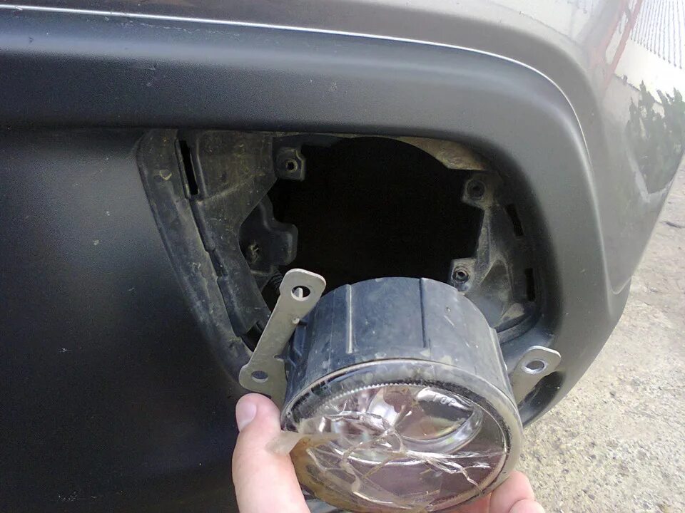 Расходники. Лампы противотуманок. - Citroen C4 (1G), 1,6 л, 2007 года расходники