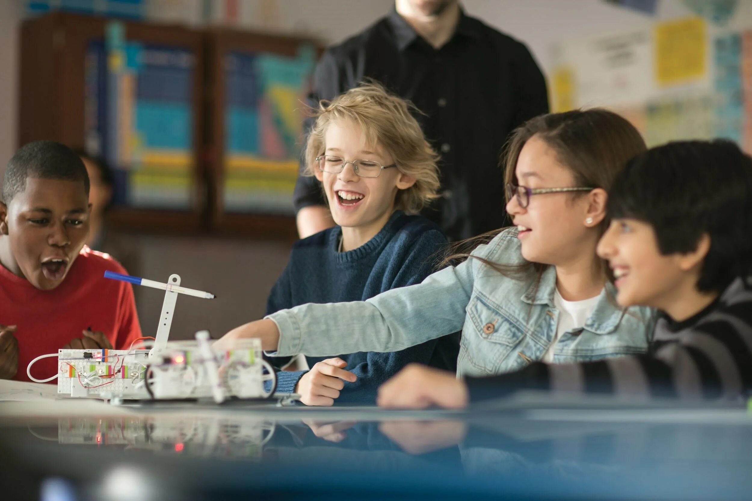 Stem english. Школьное образование в сша. stem образование. stem-образование в начальной школе. стим технологии в образовании.