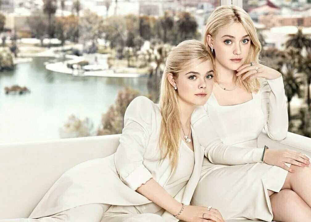 Сестра эль. Дакота и эль фаннинг сестры. Сёстры фаннинг. Дакота и эль фаннинг сестры. Сестра эль.