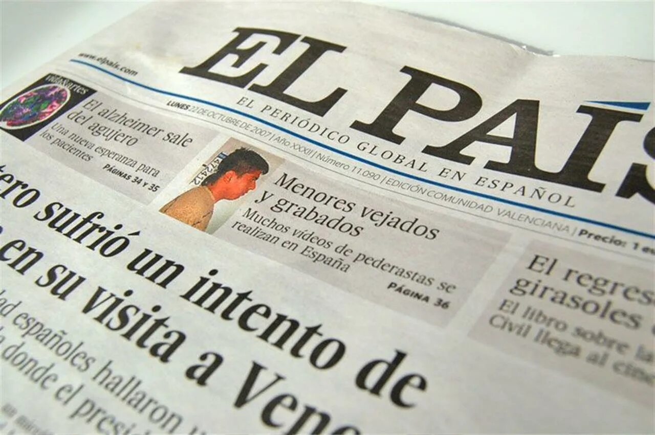 La el pais. Испанские газеты. Газеты Испании. Испанские СМИ. El pais газета.