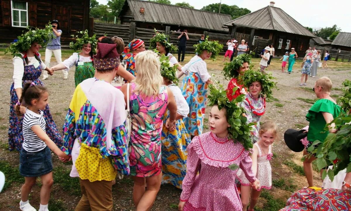 Сетовское сельское поселение тобольского района. Идеи на день села. Фотозона на день села. Украшение праздника день села. Подворье на день села.