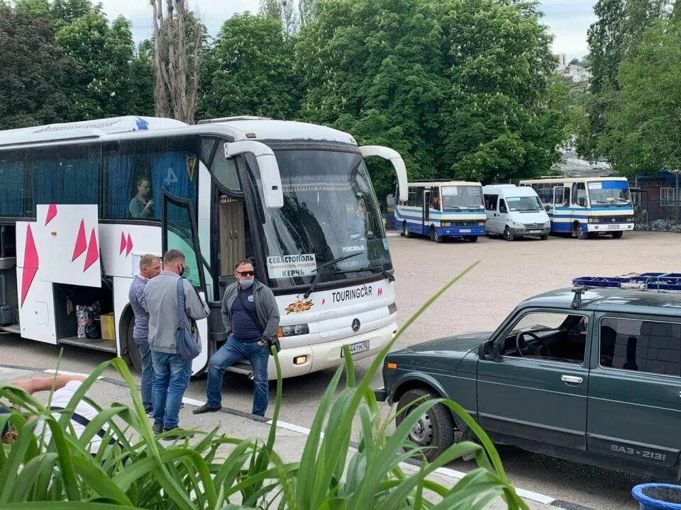 Сайт автовокзала севастополь. Автовокзал Севастополь. Центральный автовокзал Севастополь. Автобусные станции в Севастополе. Остановка автовокзал Севастополь.