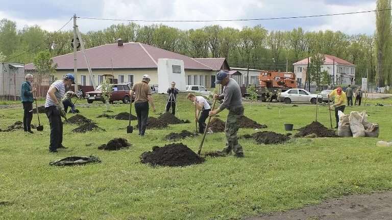 Барахолка в никифоровке тамбовская область. Аэродром Тамбов военный городок. Аэродром Жердевка Тамбовская область. Жердевка Тамбовская область военный городок. Кладбище Жердевка Тамбовская область.