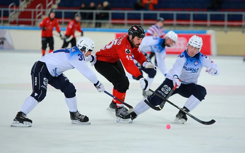 нефтяник воронеж. ска-нефтяник хабаровск хоккей с мячом. авангард цска. буран воронеж мау ск "юбилейный". нефтяник константин воронеж.