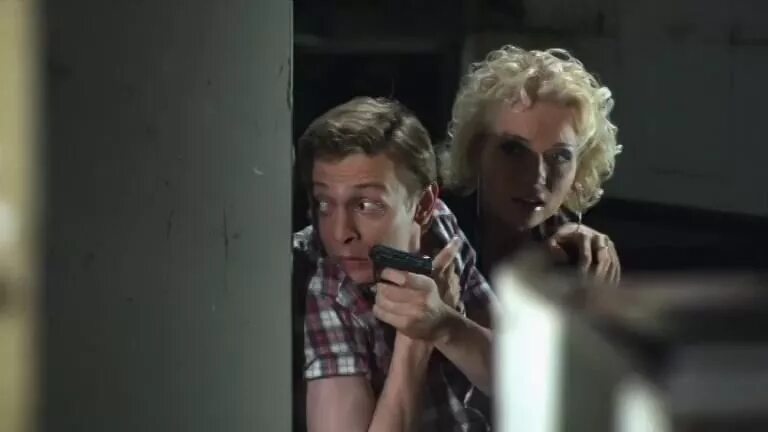 След сериал рогозина и антонова. Маргарита власова и оксана амелина. След таня белая похищена. Сериал след валентина антонова ножки. Анастасия гулимова похищение.