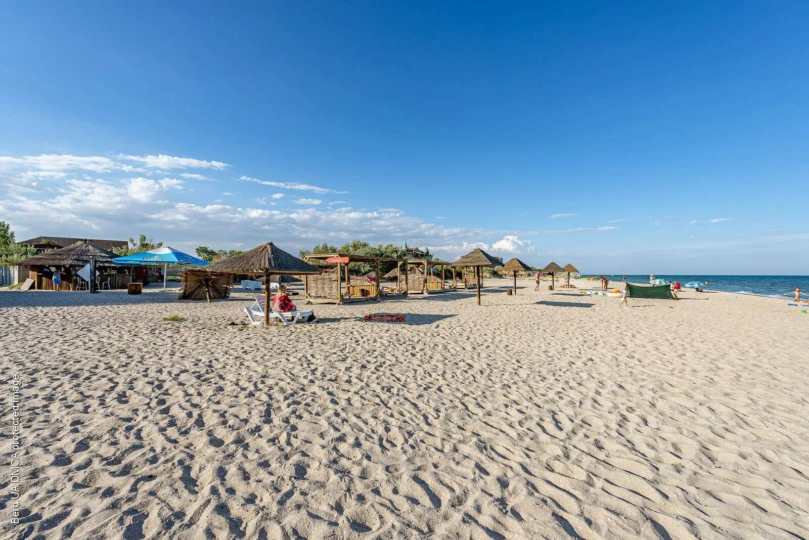 Бердянск жилье 2024. Бердянская коса лазурный берег. Гостевой дом бердянск. Бердянск улица горького. Венеция коса бердянск.