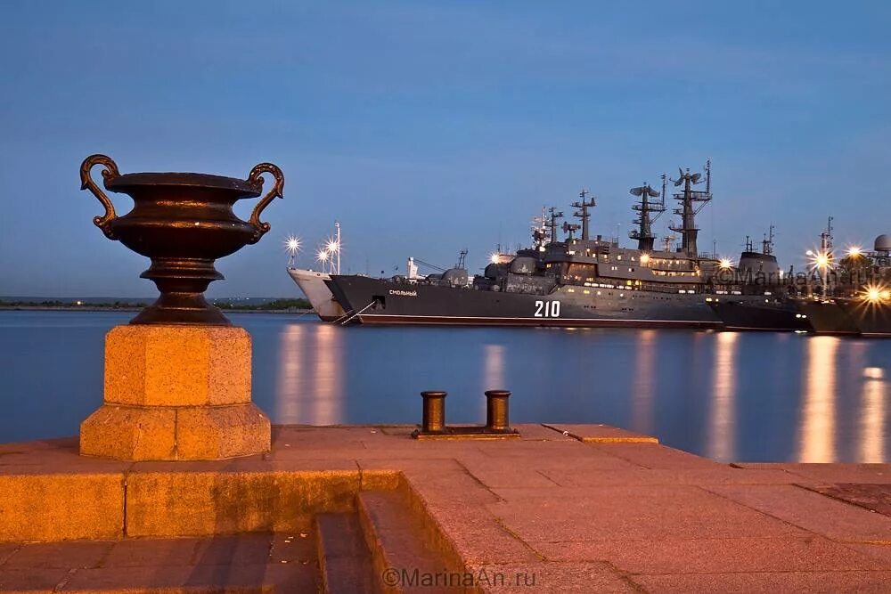 Остров котлин кронштадт, санкт-петербург,. Кронштадт экспресс. Форт александр 1 в кронштадте на карте. Кронштадт экспресс. Маршрут автобуса 101 в кронштадт.