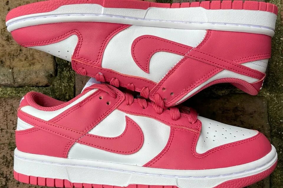 Купить nike dunk оригинал. Найк Dunk Low Pink. Nike Dunk SB Low Pink White. Nike Dunk SB Pink. Nike Dunk Low Pink White.