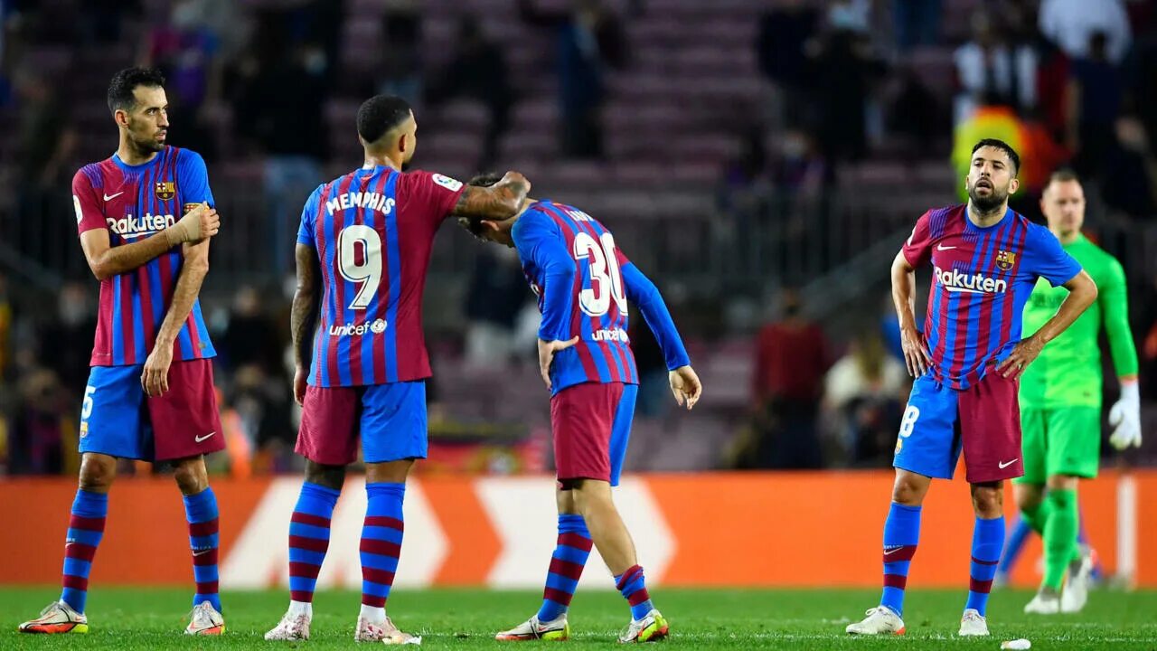 Fc barcelona каталония. Алавес барселона 0-1. Барселона алавес обзор. Барселона. Чемпионат испании – алавес.