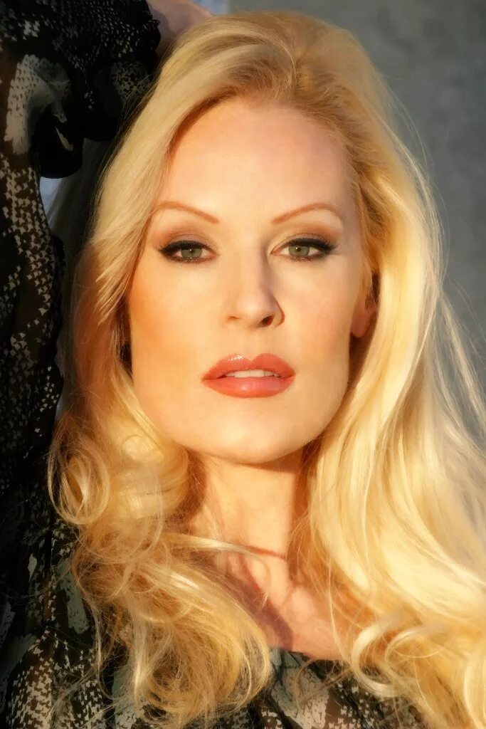 Делия шеппард рокки. Делия шеппард 2020. Делия шеппард. Делия шеппард рокки. Делия шеппард рокки 5.