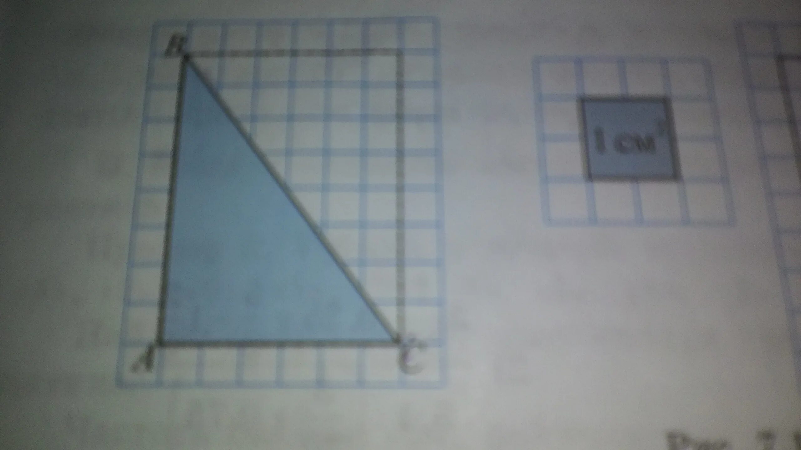 Треугольник АВС до прямоугольника. Прямоугольный треугольник в тетради. Треугольник с площадью 12 см в квадрате. Начертить треугольник с площадью 12 сантиметров в квадрате.