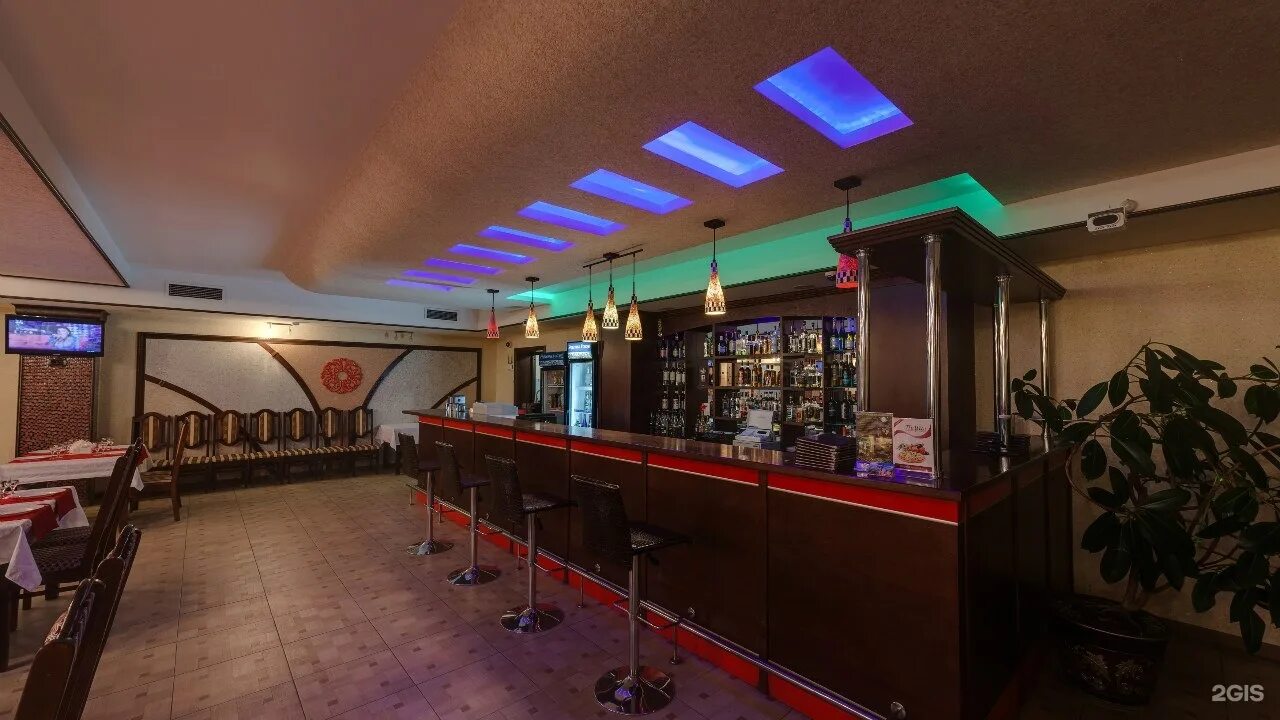 Удмурт паб. Нью бар ижевск. Вход в бар. Удмурт паб. Красная 154 ижевск.