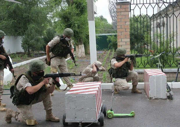 Захват военной базы. Антитеррор в армии. Нападение Российская база в Таджикистане. Российская Военная база в Киргизии. Антитеррор в воинской части.