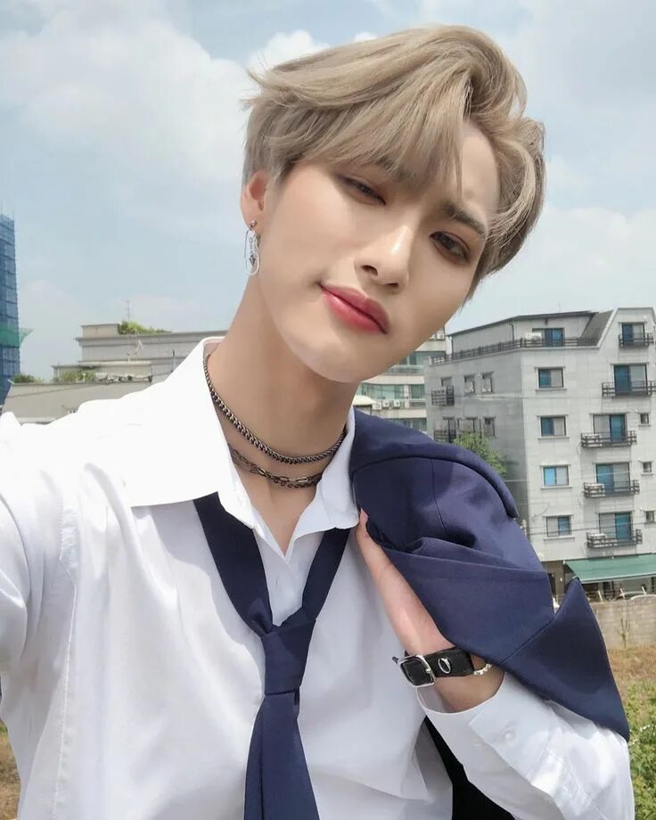 ATEEZ Seonghwa. СОНХВА из ATEEZ. Пак СОНХВА ATEEZ. ATEEZ участники СОНХВА. Сонхва эйтиз