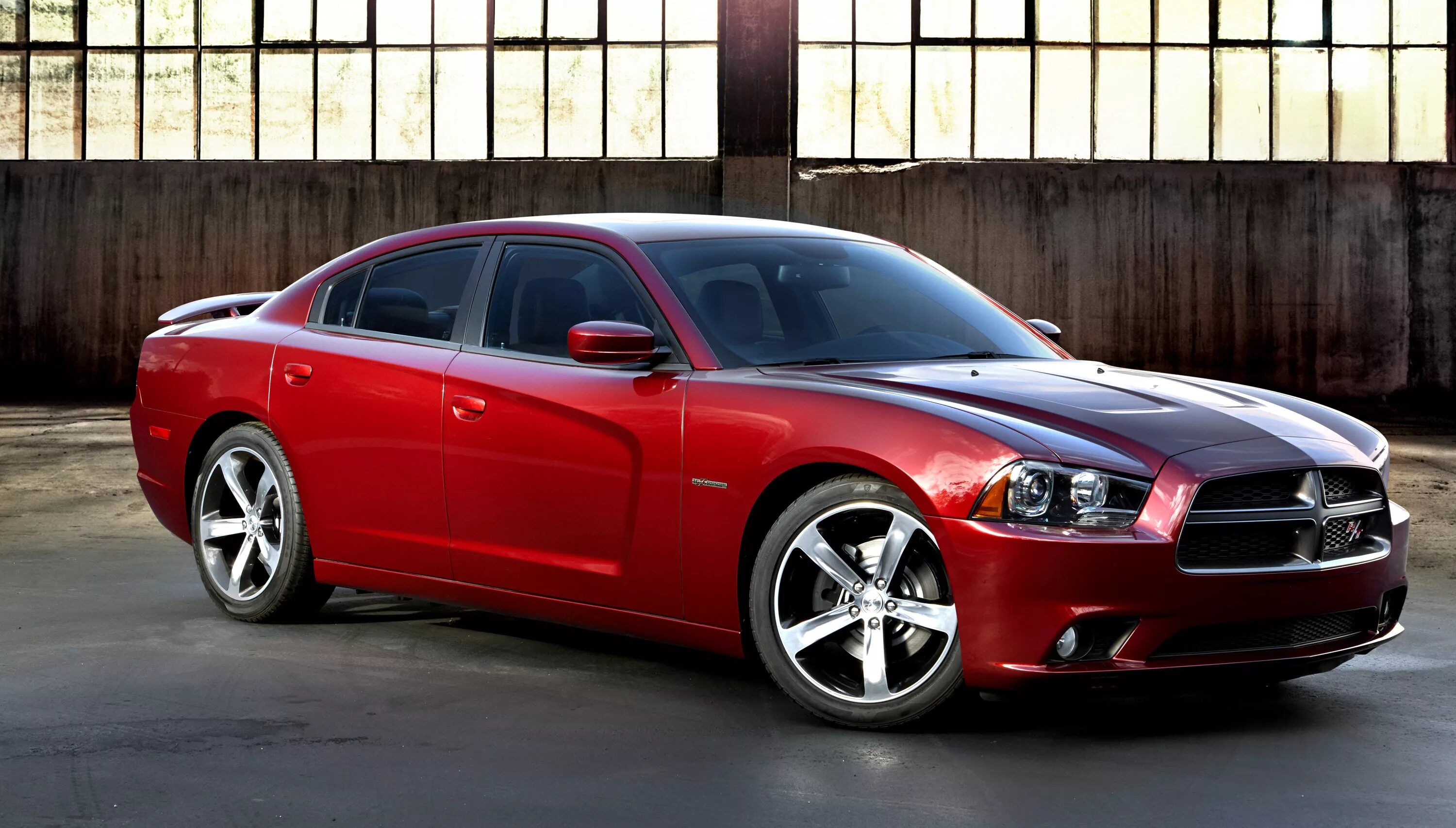 Супер 18 года. Dodge Charger 2014. Додж Чарджер 2014. Dodge Чарджер 2014. Машина Додж Чарджер 2014.