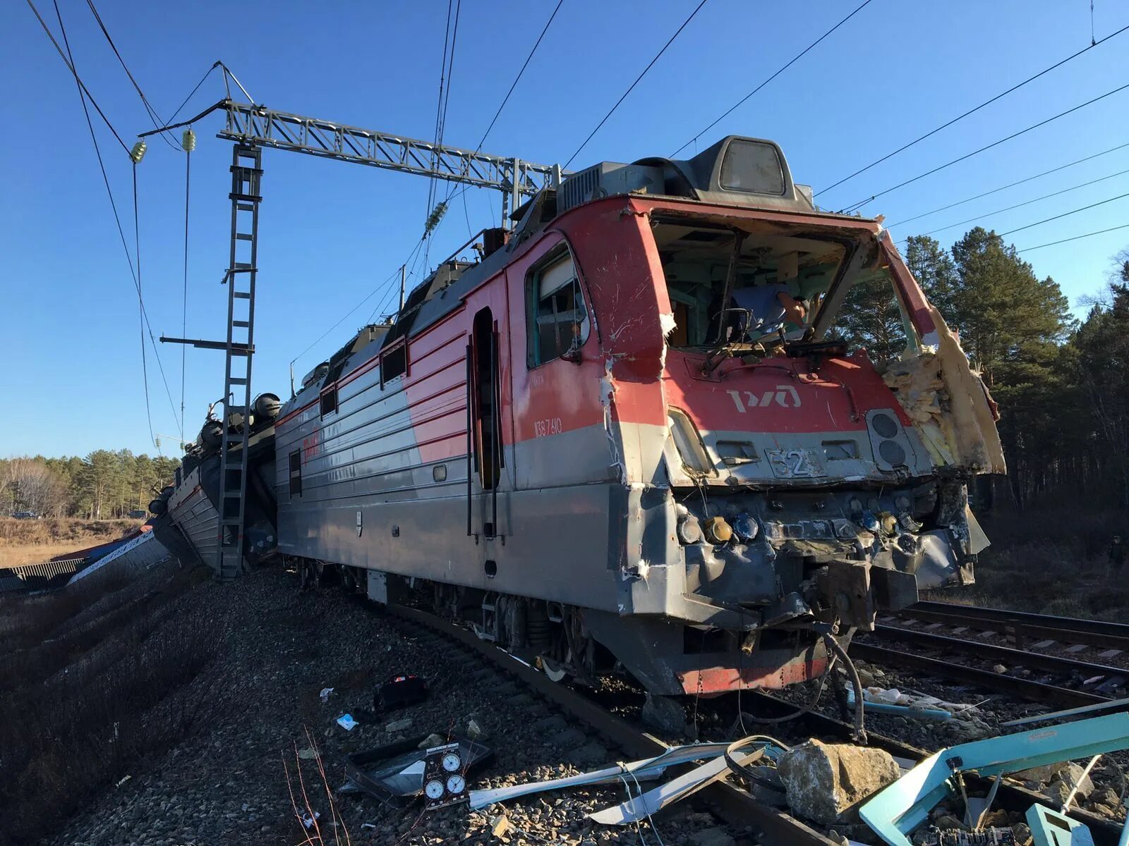 Ангасолка Слюдянка сход вагонов 14.06.2020. 3эс5к авария. Железнодорожная авария.