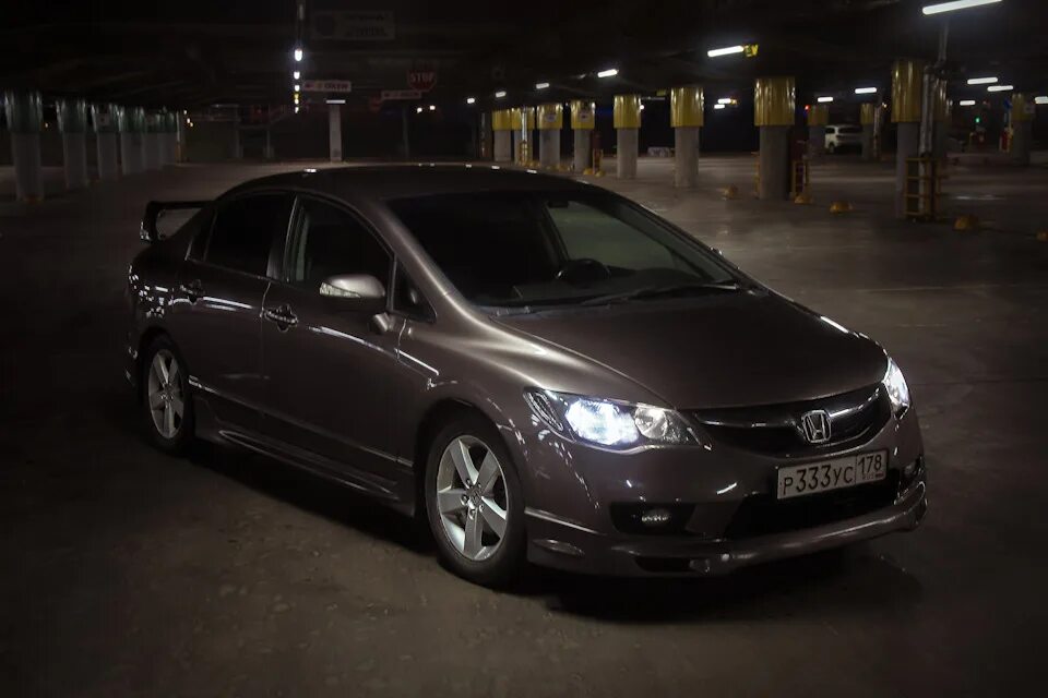 Артикулы хонда цивик 4д. Honda Civic 2010 Tuning. Цивик 4d. Honda Civic 4d тюнинговая. Хонда Цивик 4д 2010.