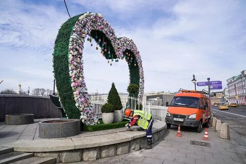 Москва украшение 2024