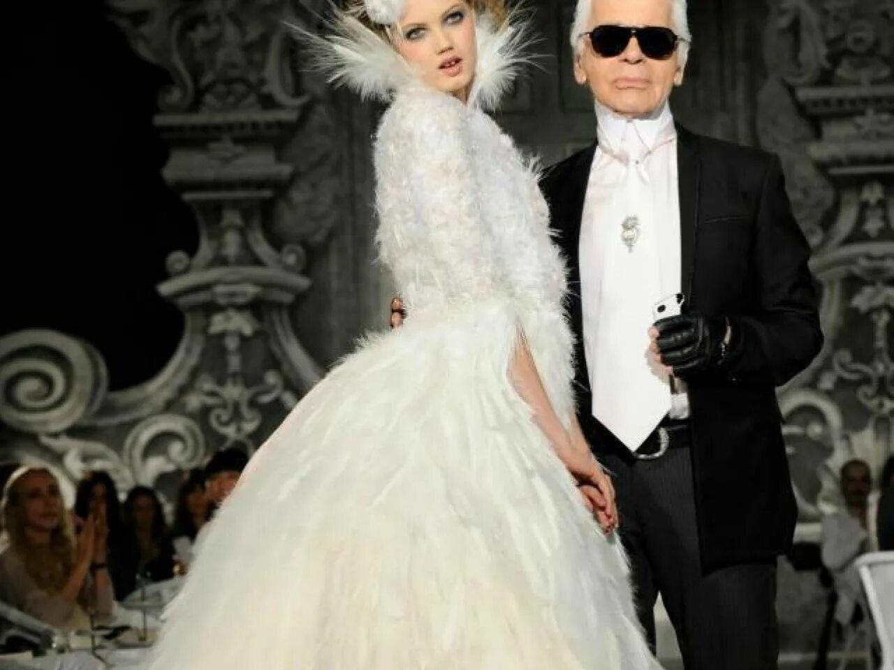 Модельер жизни. Карл отто лагерфельд коллекции. карл лагерфельд chanel haute couture. модельер карл лагерфельд коллекции.