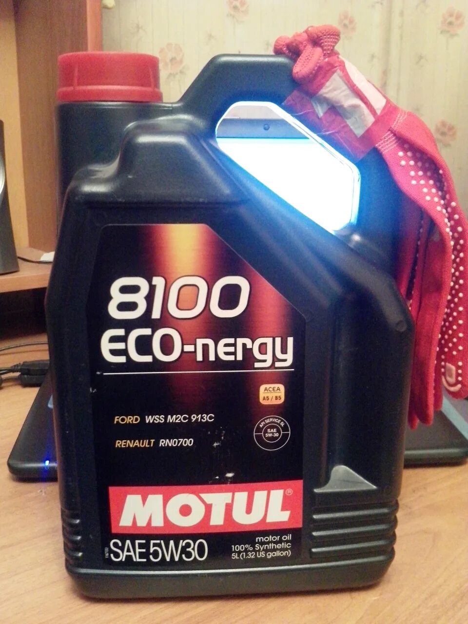 Motul Eco Energy 5w30. Мотюль эко Энерджи 8100 5w30. Eco Energy 5w30. Мотюль 5w30 эко Энерджи 5 литров.