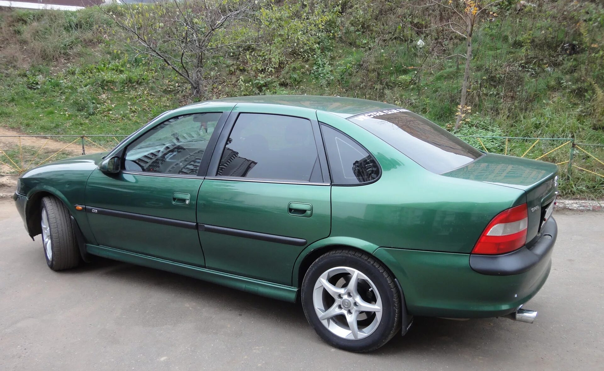 Опель Вектра б хэтчбек 1996. Opel Vectra 1999 седан. Opel Vectra b 1999. Opel Vectra b зеленая. Опель вектра б отзывы