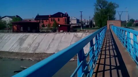 Город прохладный вода