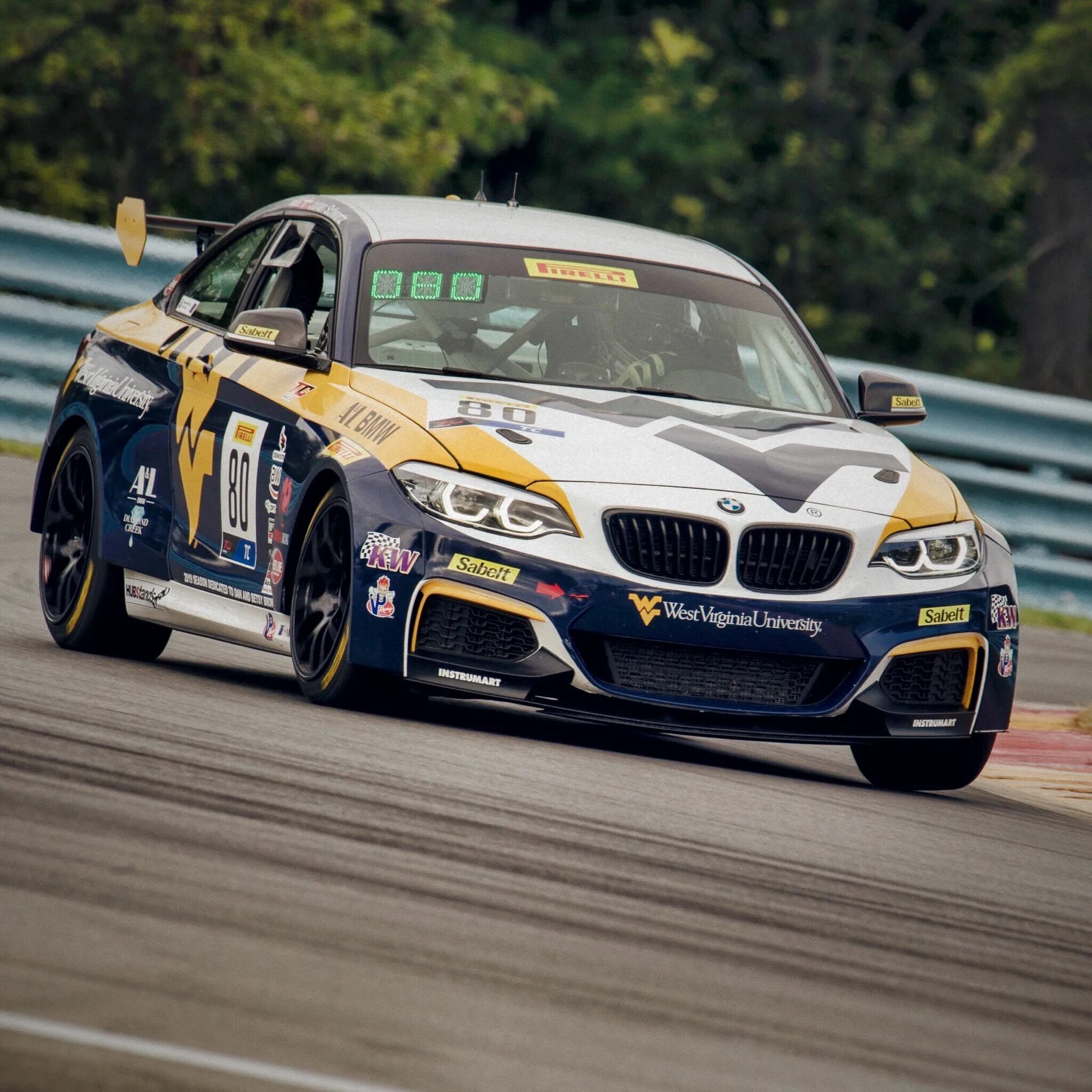 BMW m240i Racing. BMW m5 Race car. BMW m4 gt4 Race. Трековая версия BMW m2.