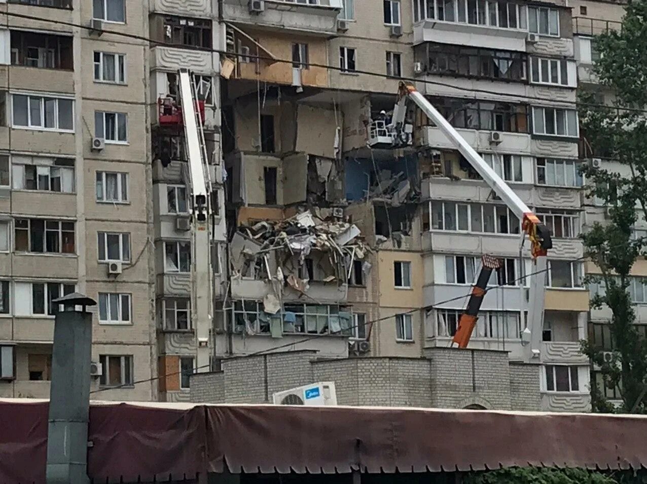 Где взорвались дома