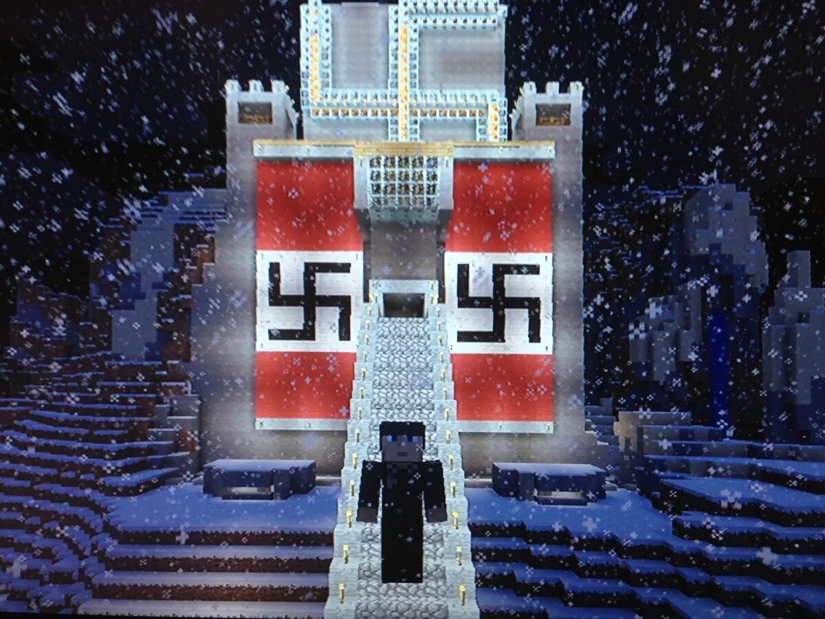 Третий Рейх майнкрафт. 2b2t четвертый Рейх. Нацистская база в майнкрафт. Знамя третьего рейха в МАЙНКРАФТЕ. Флаг рейха в майнкрафте