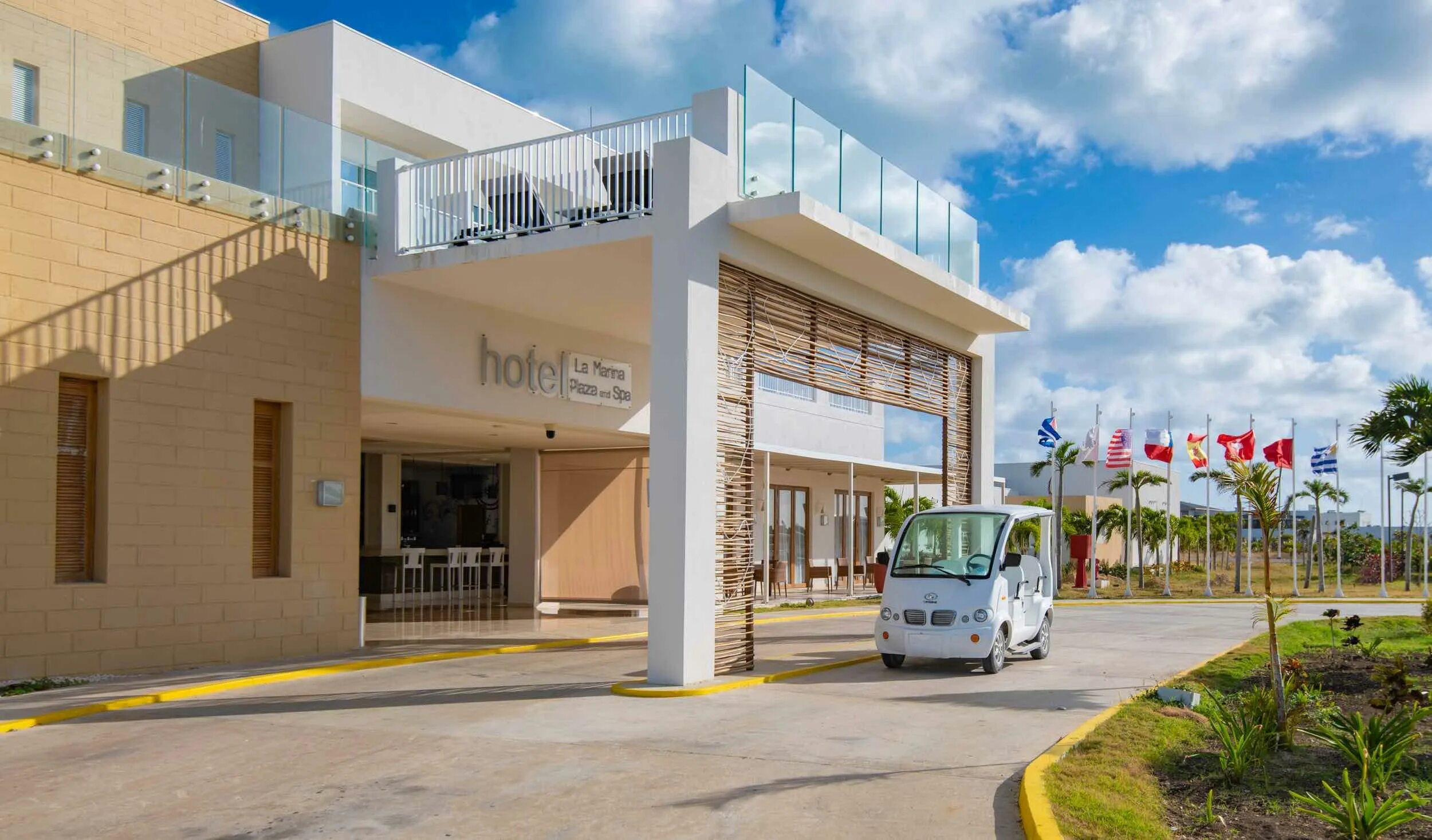 Marina la torraca певица. Marina la torraca певица. La marina. Marina plaza tala bay 4*. La marina plaza & spa 4 куба.