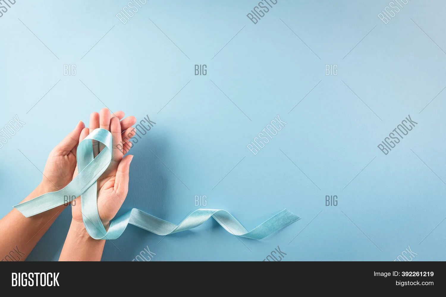 Hold blue
