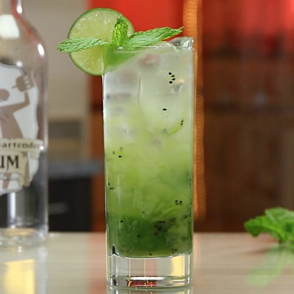 Мохито жив. Cocktail Мохито киви. Мохито Lime. Кубинский Мохито. Лимонад Мохито с киви.