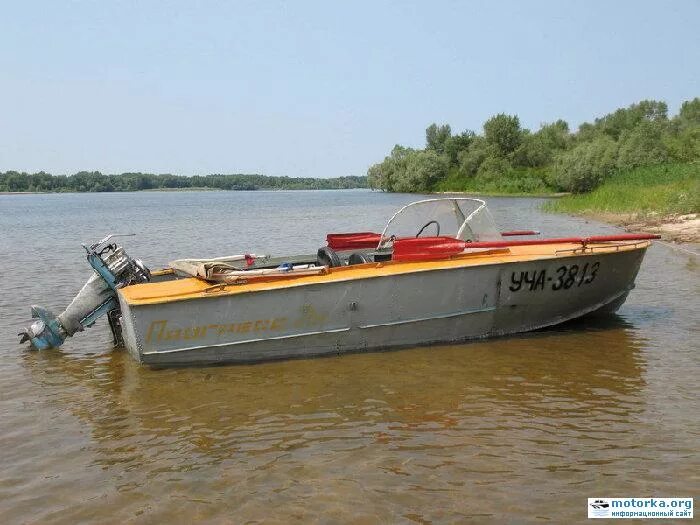 Как называется моторная лодка. Прогресс 4 ямаха 40. прогресс 3. два вихря на прогресс. лодка прогресс 1 фото.