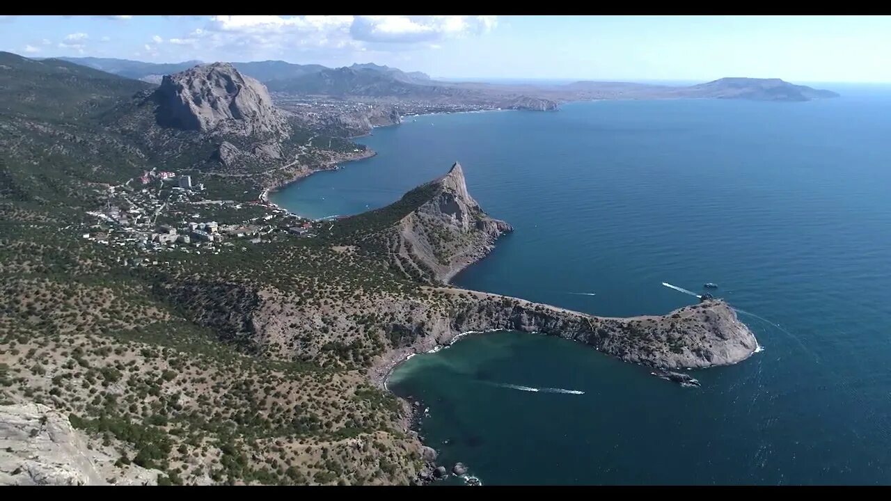 Крым новый свет полет. Крымский полуостров сверху. Крым с высоты. Полуостров Крым с высоты птичьего полета. Весь Крым с высоты.