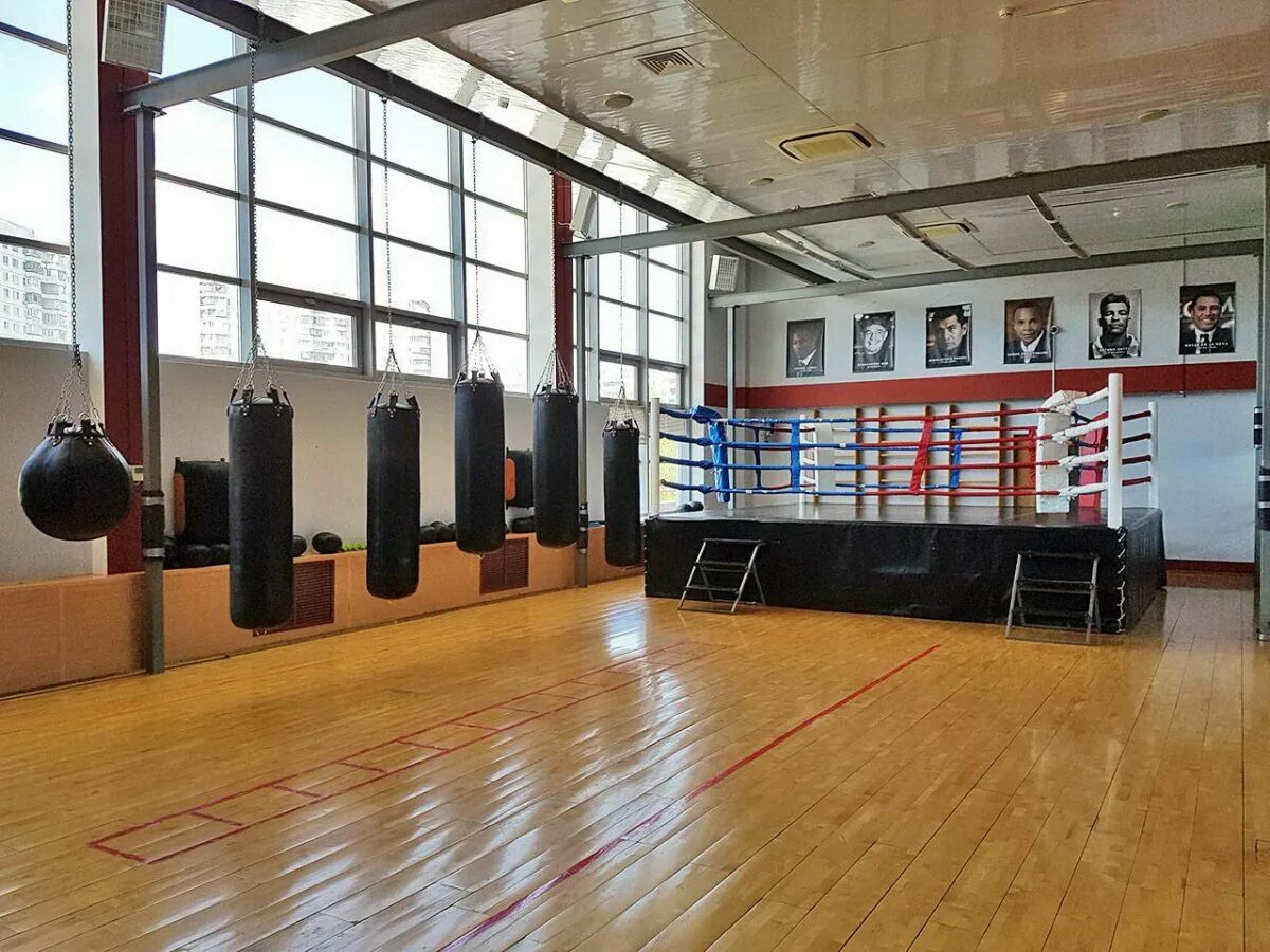 Сотовый магазин хасавюрт. Бассейн лидер город хасавюрт. Такси хасавюрт. Бассейн лидер хасавюрт. Новый лидер бассейн хасавюрт.