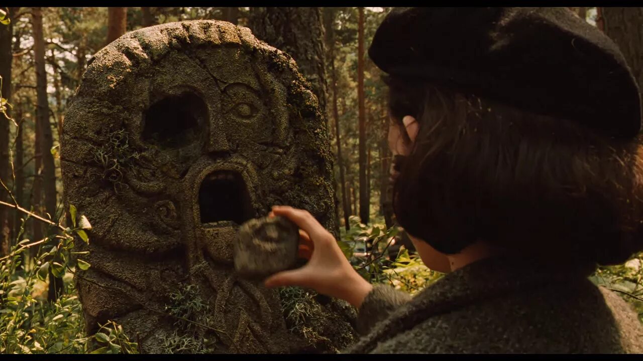 лабиринт / labyrinth. чудище из лабиринта не дает девочке выбраться. фильм лабиринт 1986 людо. гриверы бегущий в лабиринте. лабиринт фавна фильм 2006.