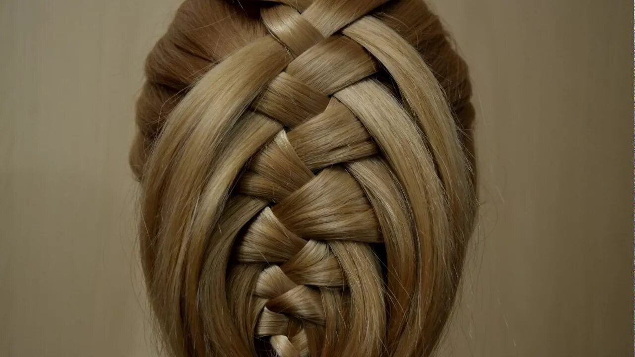 Düğün Sezonu Deneyin 9 Örgü Topuz Modelleri - Trendler ve Moda Edgy long hair, S