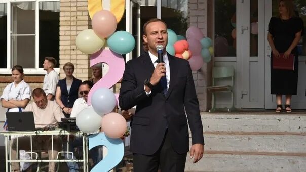 Директора школ новочеркасск. Школа 19 новочеркасск. Кащеева галина петровна. Директор школы 31 новочеркасск. Валентина михайловна серебренникова.