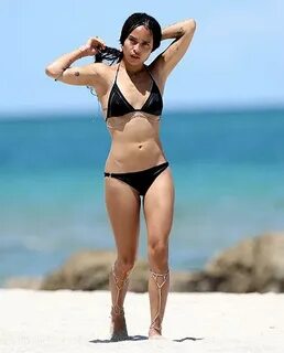 Orgazm qiz nipellar jallod