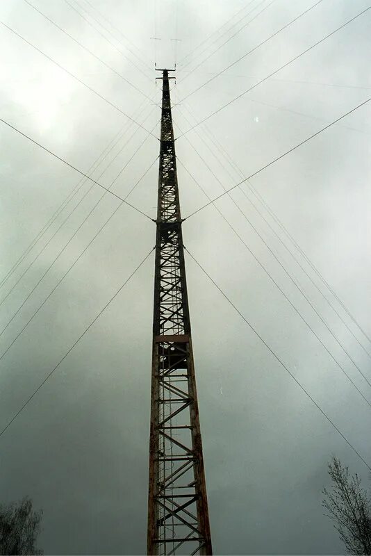 радиостанция коминтерна. радиовышки коминтерна в уфе. радиостанция коминтерна. советские радиостанции имени коминтерна. радиостанция имени коминтерна рв-1.