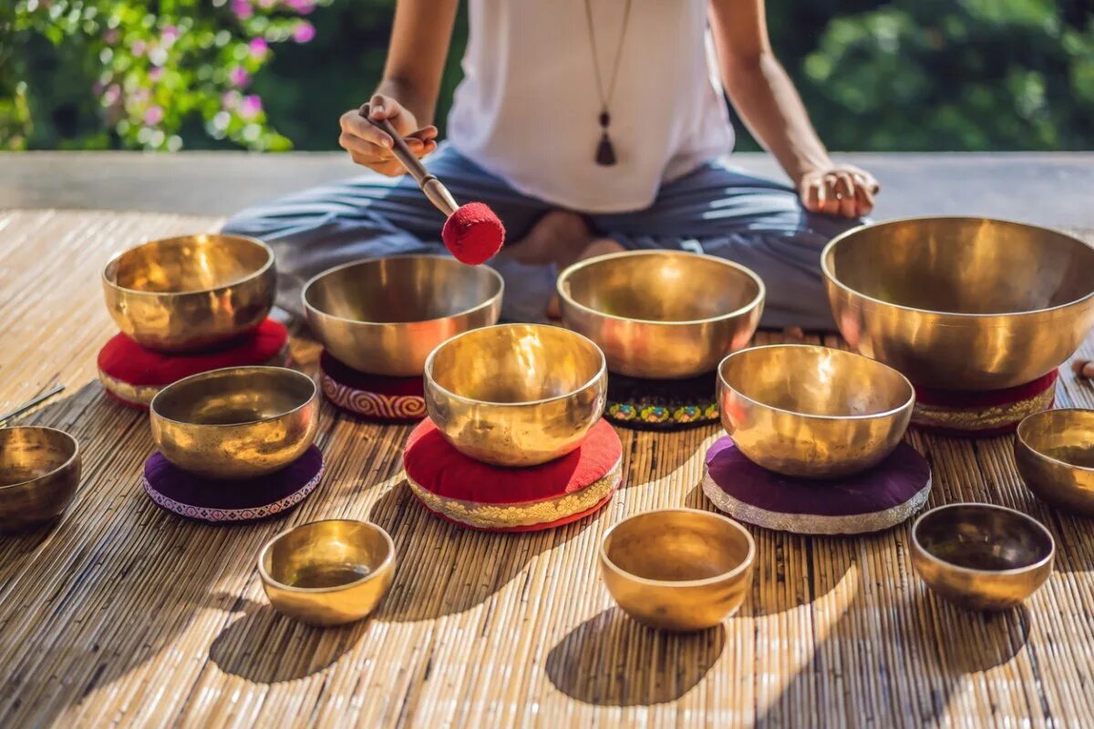 Тибетская чаша Непал. Поющая чаша. Тибетские чаши. Медитация с поющими чашами. Звук поющих чаш