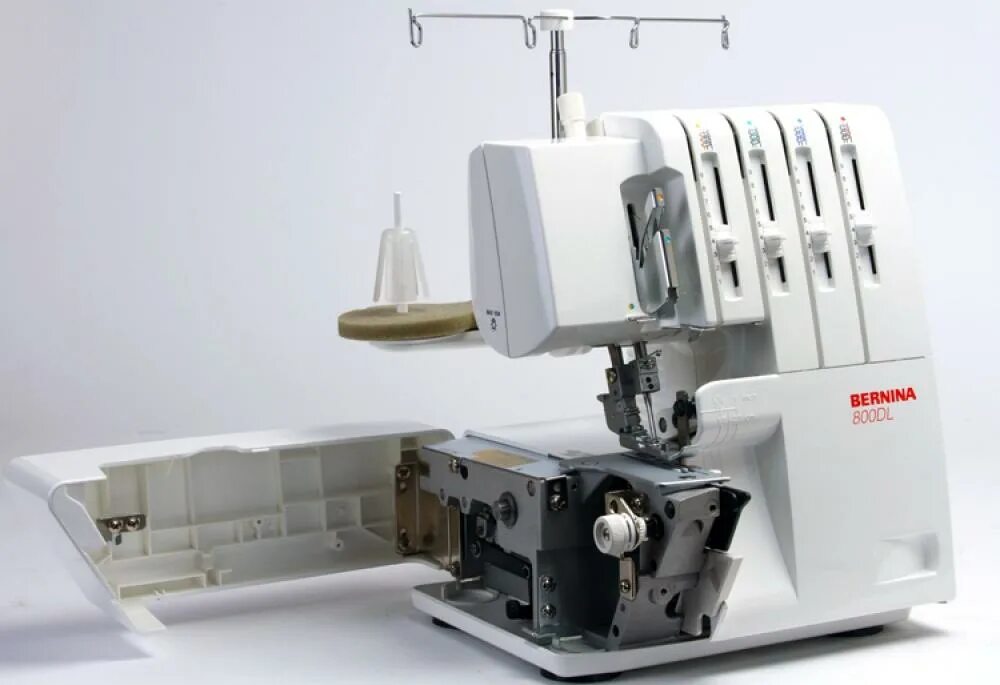 Cerutti bernina. Оверлок Bernina 800dl. Оверлок Bernina 880. Бернина 800 DL. Оверлок Бернина 800.