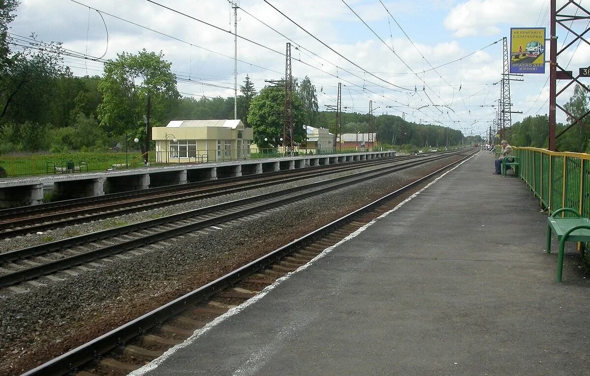Станция Шульгино Тульской области. Шульгино Тульская область платформа. ЖД станция Шульгино. Станция Черепеть Тульская область.
