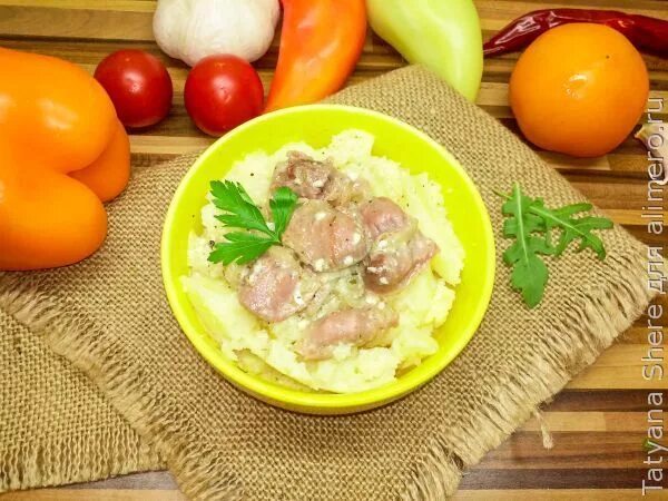 Желудочки куриные в сметане. Куриные желудки в сметане. Желудочки куриные как приготовить в сметане.