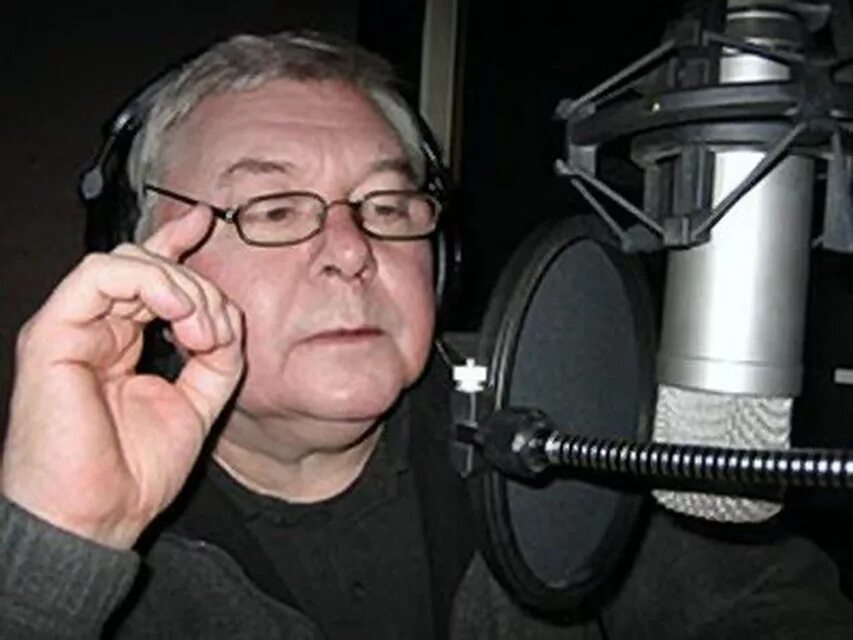 Актер озвучки астариона. Борзунов актер. алексей борзунов актер дубляжа. борзунов алексей алексеевич. алексей борзунов 1994.