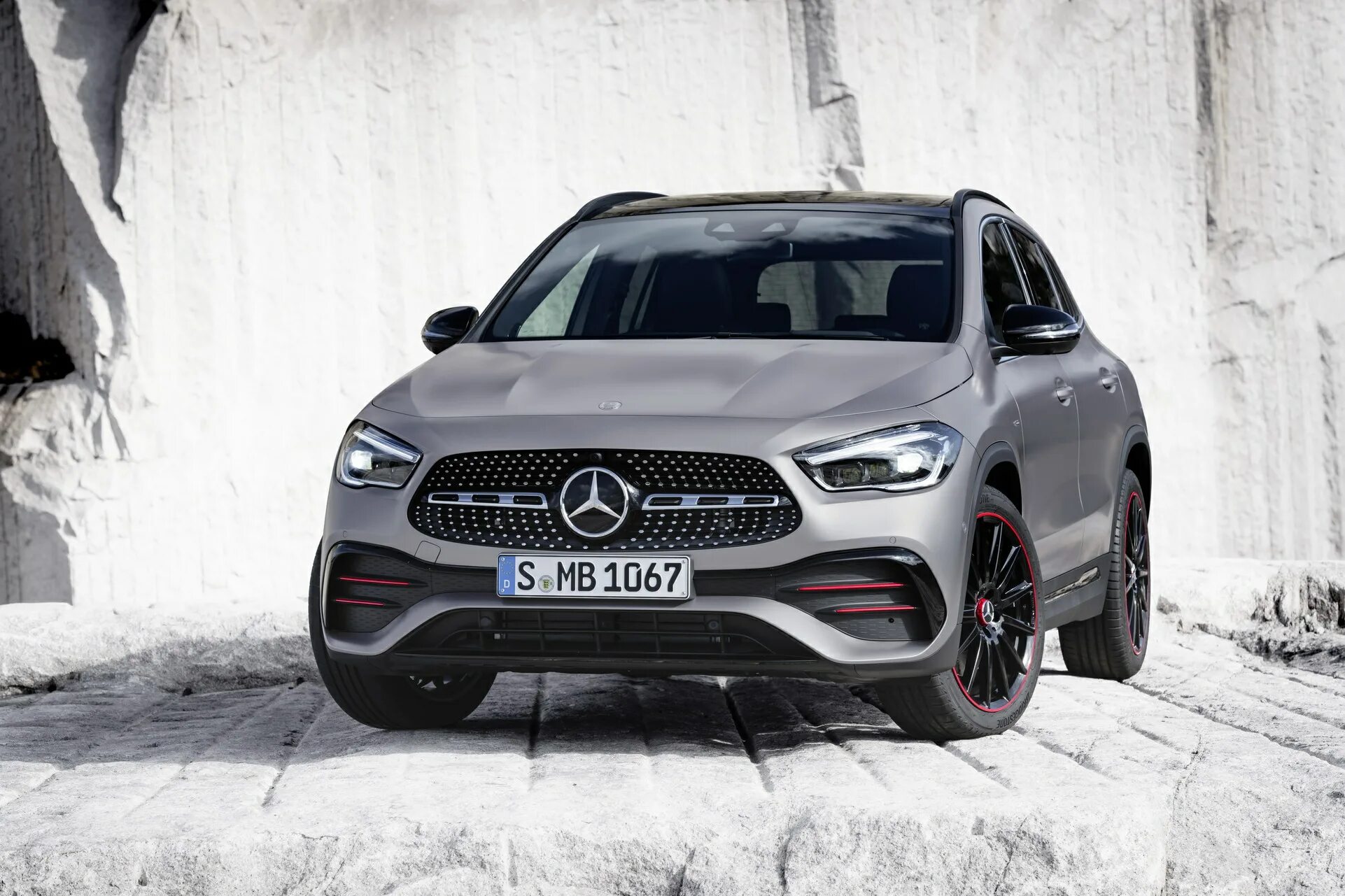 Mercedes новый цена. 2021 Mercedes‑Benz GLA‑class. Mercedes Benz GLA 2020. Mercedes-Benz GLA 220. Мерседес GLA 4 matic.