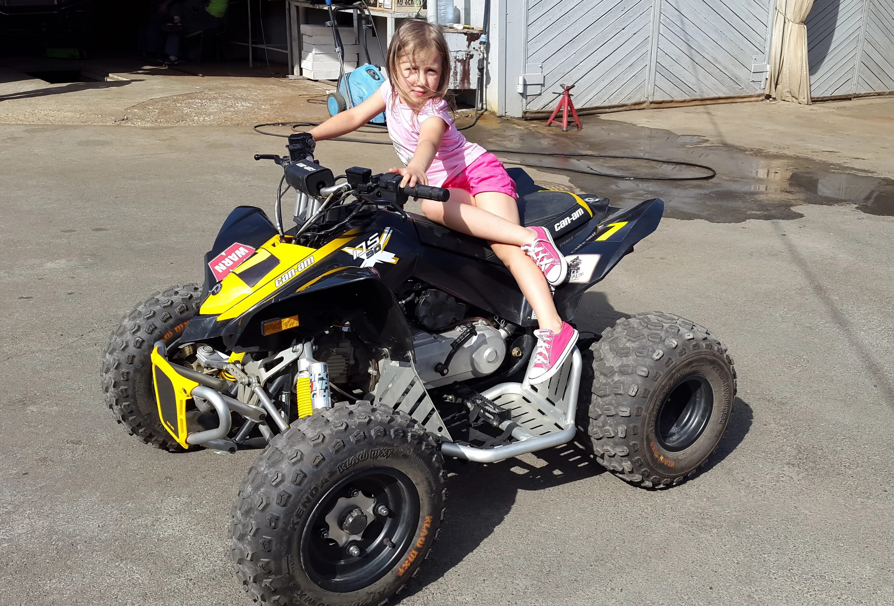 Motax mini grizlik x-16 1000w new. детские квадроциклы. детский квадроцикл ямаха гризли 90. электроквадроцикл profi hb-atv800as-5. квадроцикл scout 200.