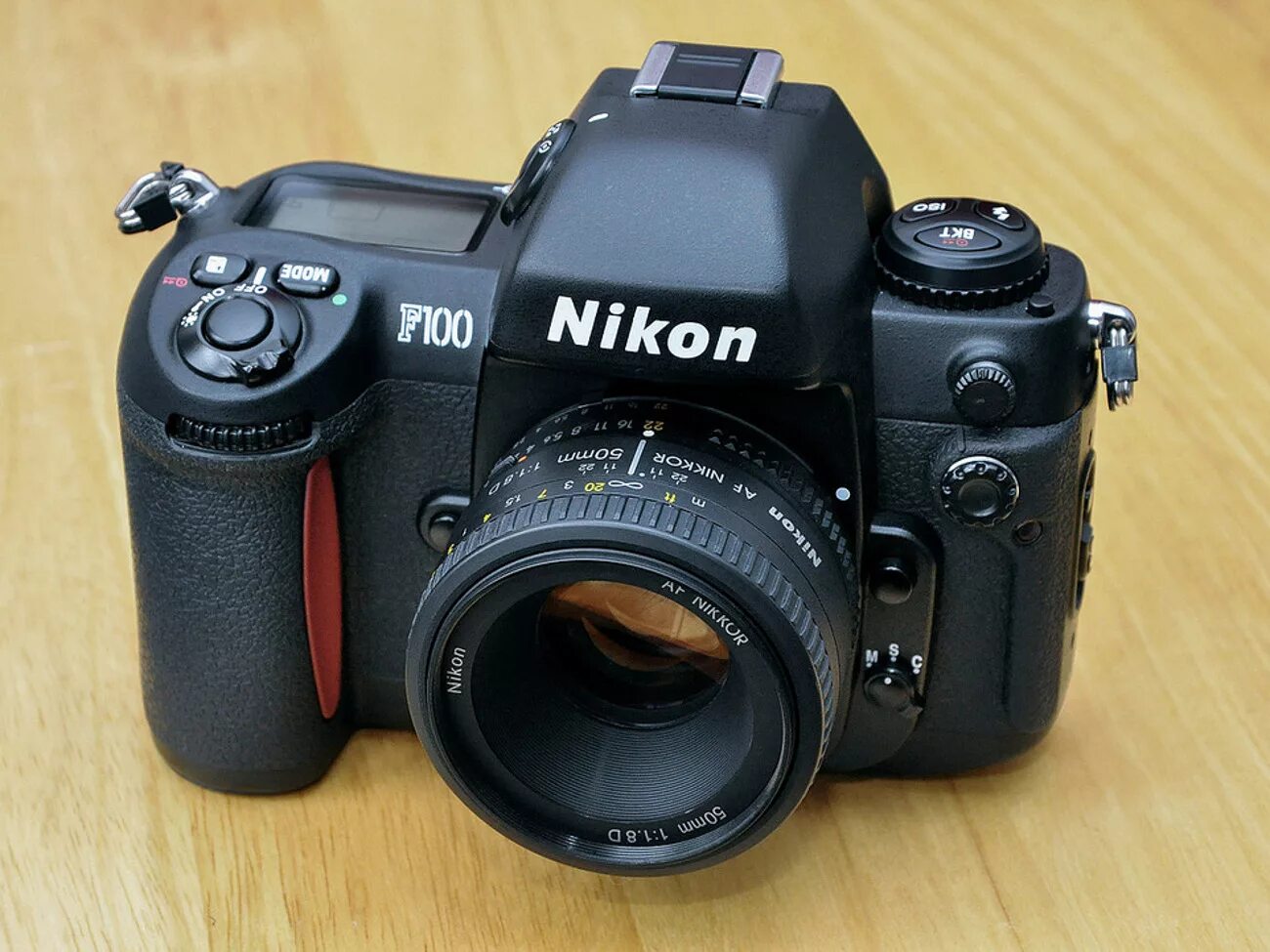 Nikon f 100. Nikon f100 пленочный. nikon f100 kit.